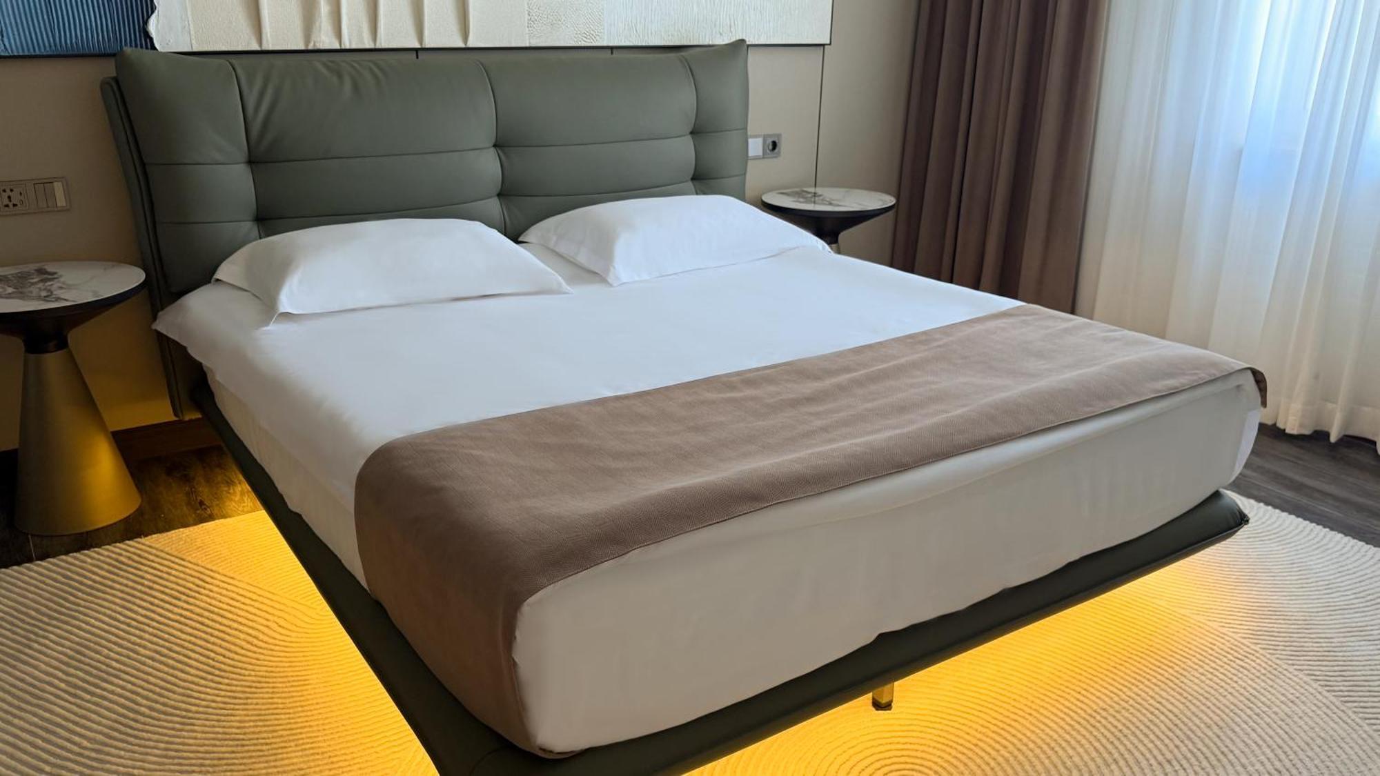Hl 309 Hotel Tasjkent Exteriör bild
